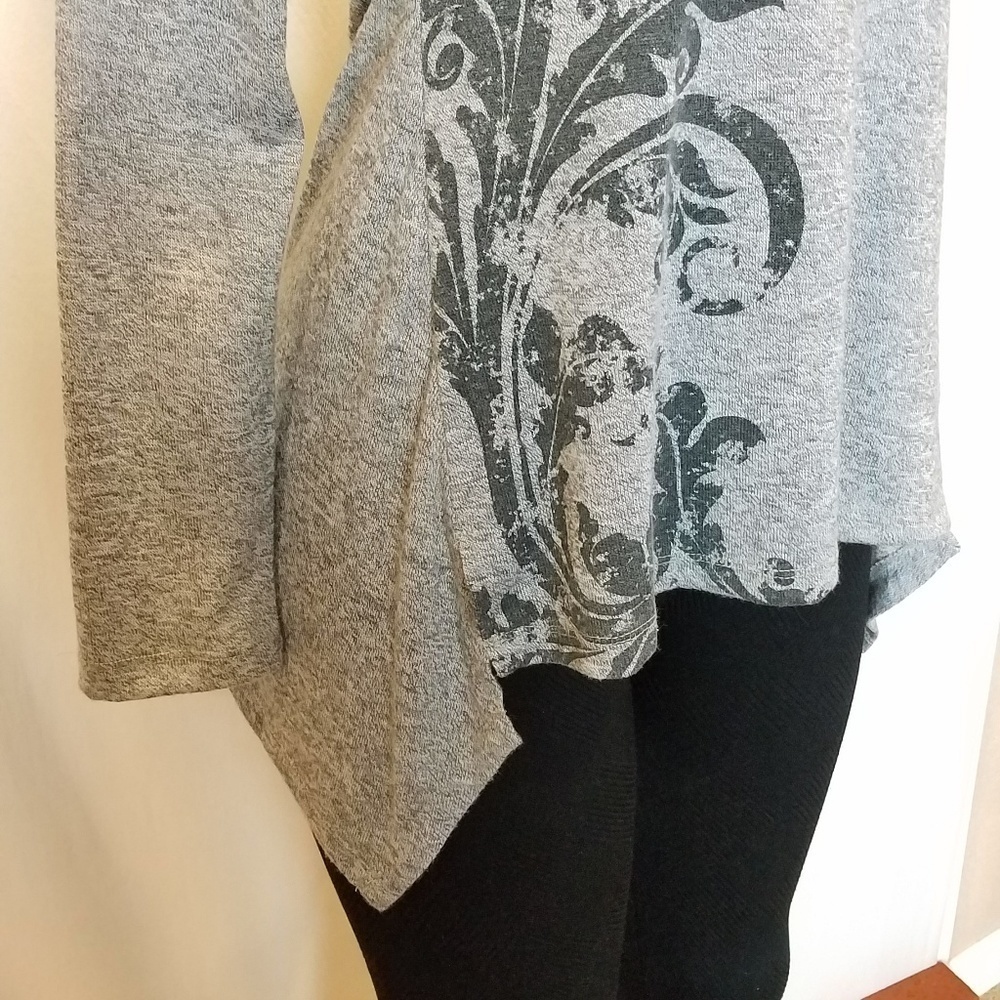UNITY World Wear Heather Gray V-neck Sweater - Picture 5 of 8